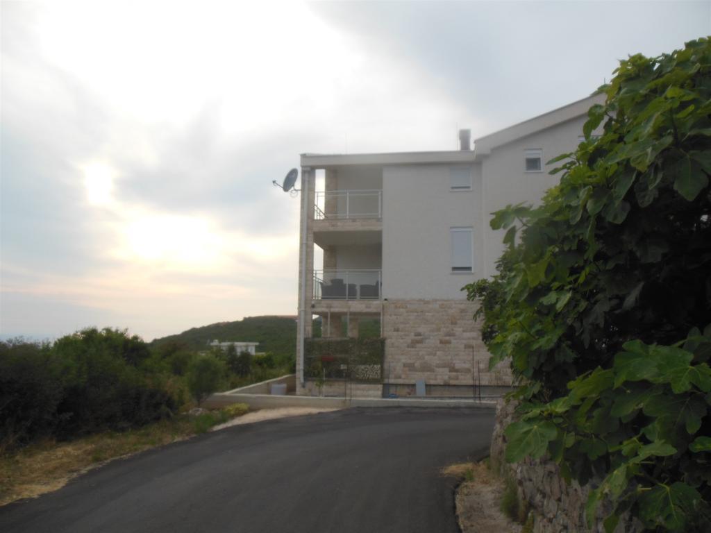 Apartment Vila Mirela Krimovica Buitenkant foto
