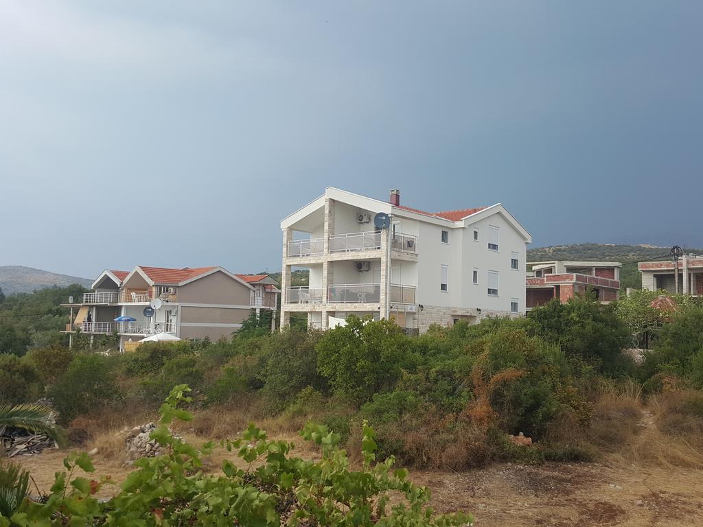 Apartment Vila Mirela Krimovica Buitenkant foto